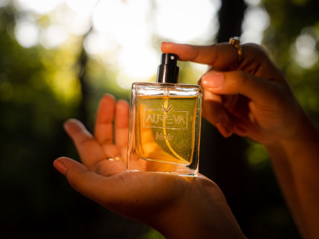 Aureva Noir